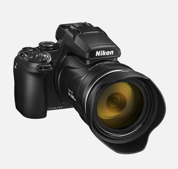 Nikon Coolpix P1100